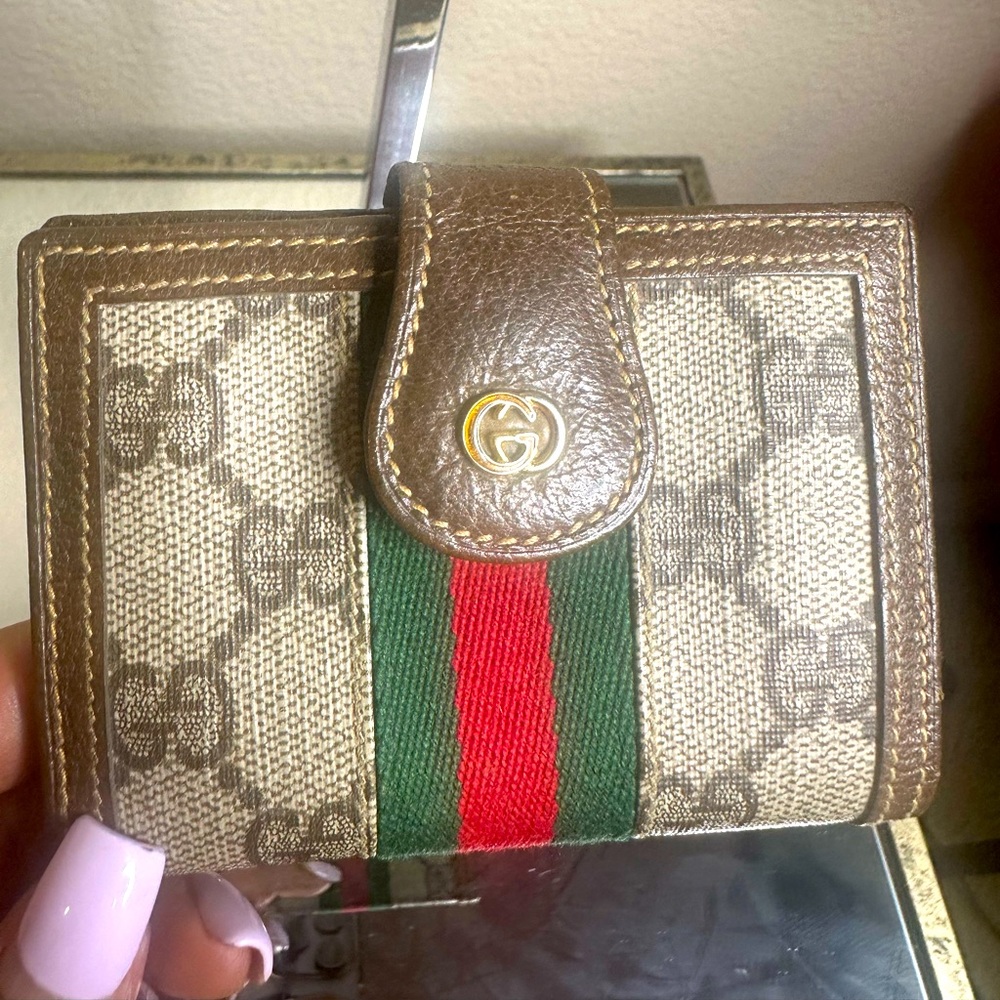 Authentic Gucci ID or Card Holder